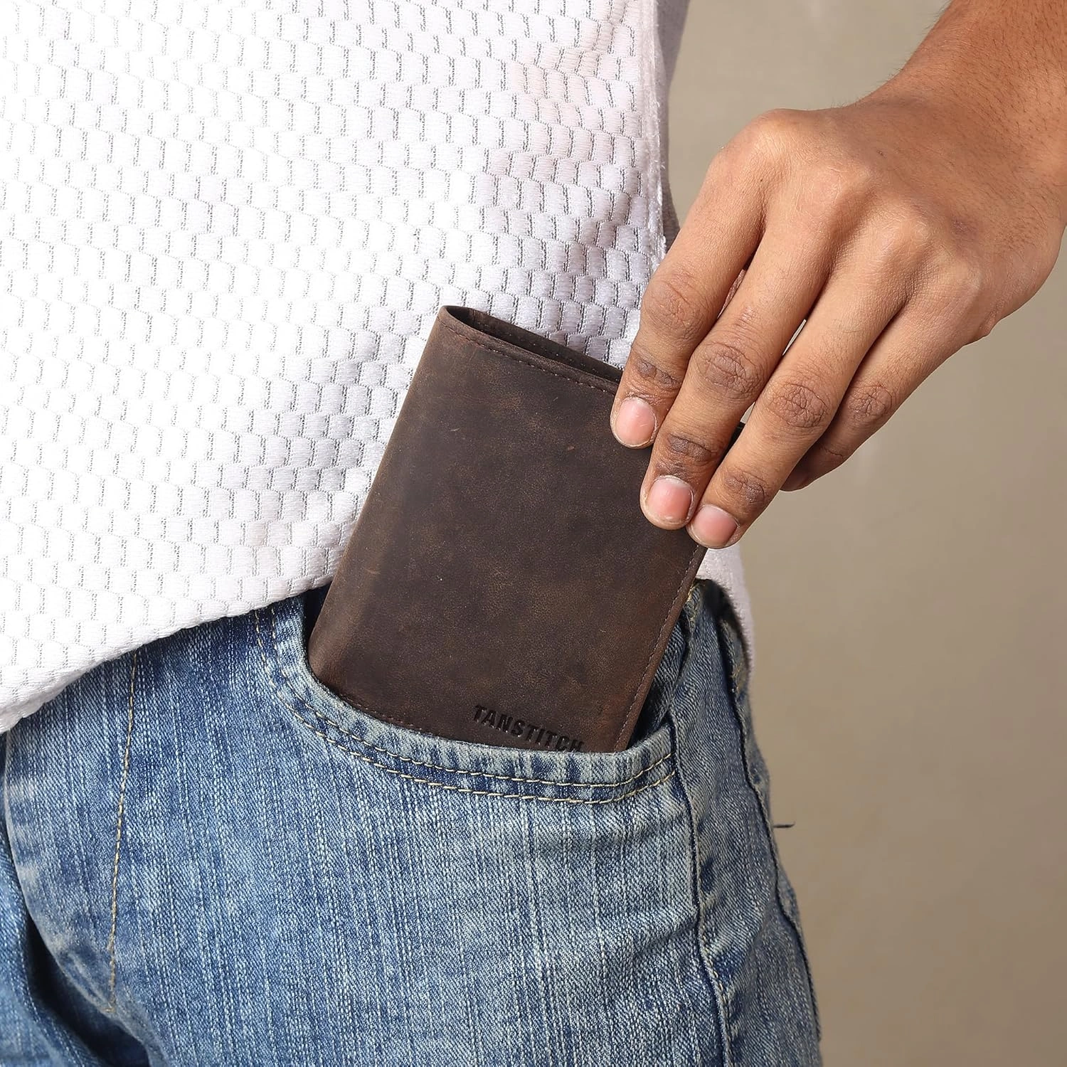 Tanstitch Men Leather Slim Wallet